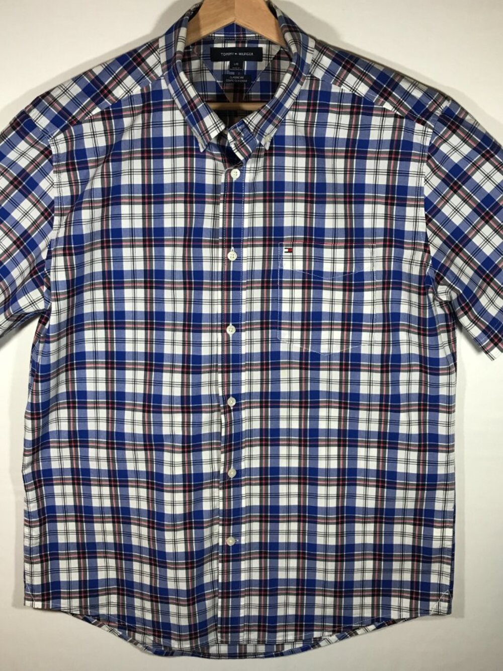 Tommy Hilfiger Classic Fit Men's Large Blue Plaid Button Up Short Sleeve Shirt